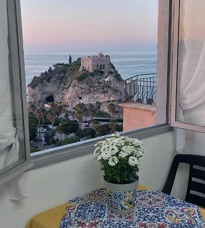 La Finestra Sul Mare Apartment Tropea Bagian luar foto